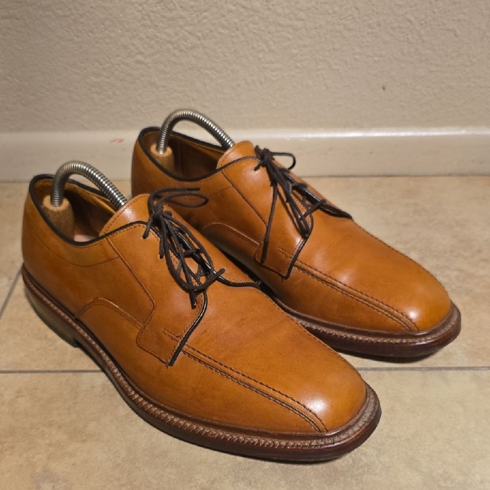 Allen Edmonds Tan Leather Hillcrest 8.5 E